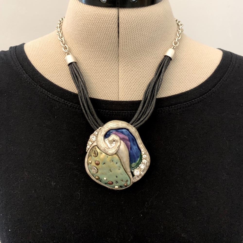 Necklace - Picture 2 of 4